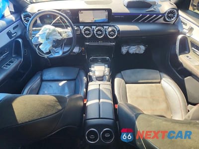 Zdjęcie 8 z 12 samochodu: 2021 MERCEDES-BENZ A 35 AMG VIN:W1K3G5BB0MJ319943 - miniatura