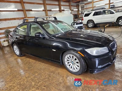 Czwarte zdjęcie samochodu z boku: 2009 BMW 328 I VIN:WBAPH77539NM29387 - miniatura