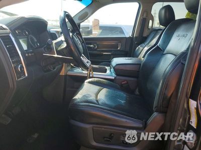 Zdjęcie 7 z 11 samochodu: 2016 RAM 3500 LARAMIE VIN:3C63RRMLXGG144339 - miniatura