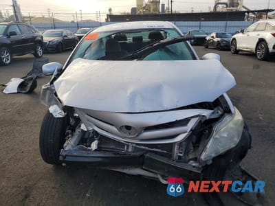 Piąte zdjęcie samochodu w środku: 2012 TOYOTA COROLLA LE VIN:2T1BU4EE5CC805141 - miniatura