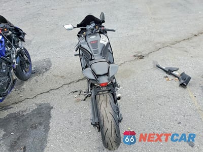 Czwarte zdjęcie samochodu z boku: 2024 YAMAHA YZFR7 VIN:JYARM38E4RA013186 - miniatura