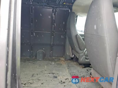 Zdjęcie 11 z 14 samochodu: 2012 GMC SAVANA G1500 VIN:1GTS7AFX7C1130452 - miniatura