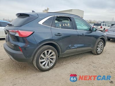 Trzecie zdjęcie samochodu z tyłu: 2022 FORD ESCAPE TITANIUM VIN:1FMCU9J9XNUA60088 - miniatura