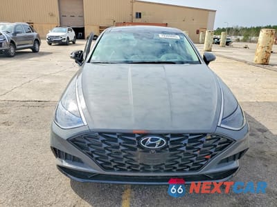 Piąte zdjęcie samochodu w środku: 2021 HYUNDAI SONATA LIMITED VIN:5NPEH4J21MH092086 - miniatura