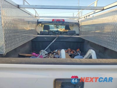 Zdjęcie 10 z 13 samochodu: 2015 CHEVROLET SILVERADO K2500 HEAVY DUTY LT VIN:1GC1KVEG7FF109269 - miniatura