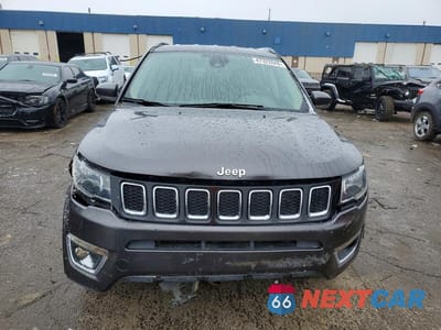 Piąte zdjęcie samochodu w środku: 2021 JEEP COMPASS LIMITED VIN:3C4NJDCB3MT596334 - miniatura