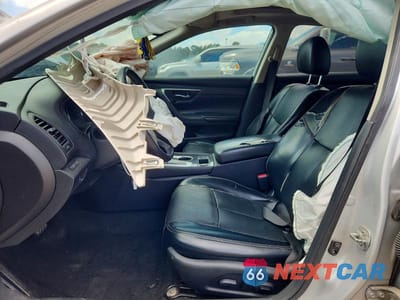 Zdjęcie 7 z 12 samochodu: 2016 NISSAN ALTIMA 2.5 SL VIN:1N4AL3AP0GC157826 - miniatura