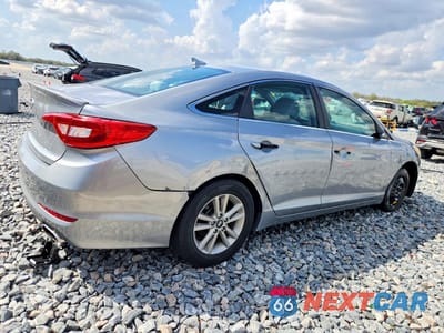 Trzecie zdjęcie samochodu z tyłu: 2016 HYUNDAI SONATA SE VIN:5NPE24AF7GH273749 - miniatura