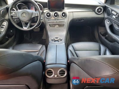Zdjęcie 8 z 11 samochodu: 2017 MERCEDES-BENZ C 300 VIN:55SWF4JB6HU212655 - miniatura