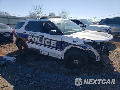 Czwarte zdjęcie samochodu z boku: 2022 FORD EXPLORER POLICE INTERCEPTOR VIN:1FM5K8ABXNGB59777 - miniatura