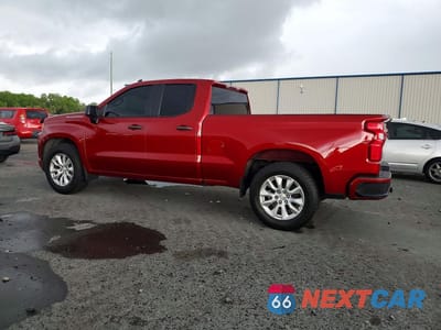 Drugie zdjęcie samochodu z przodu: 2021 CHEVROLET SILVERADO C1500 CUSTOM VIN:1GCRWBEK6MZ168562 - miniatura