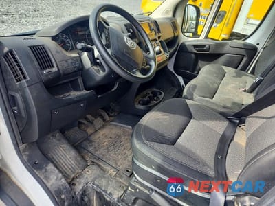 Zdjęcie 8 z 12 samochodu: 2015 RAM PROMASTER 2500 UTILITY / SERVICE VAN VIN:3C6TRVDD6FE504413 - miniatura