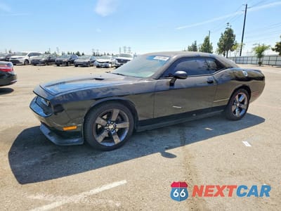 2013 DODGE CHALLENGER SXT 2C3CDYAG7DH734054 - główne zdjęcie licytacji z USA - miniatura
