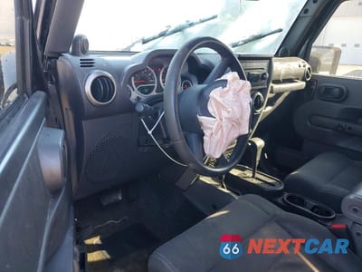 Zdjęcie 8 z 12 samochodu: 2010 JEEP WRANGLER SPORT VIN:1J4AA2D11AL203487 - miniatura