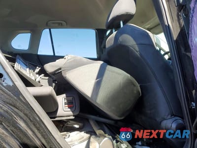 Zdjęcie 10 z 12 samochodu: 2024 TOYOTA COROLLA CROSS LE VIN:7MUCAABGXRV117174 - miniatura