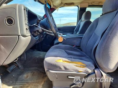 Zdjęcie 7 z 13 samochodu: 2004 GMC SIERRA VIN:1GTHK29104E137453 - miniatura