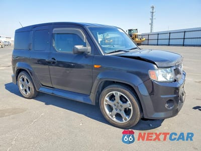 Czwarte zdjęcie samochodu z boku: 2010 HONDA ELEMENT SC VIN:5J6YH1H94AL001814 - miniatura