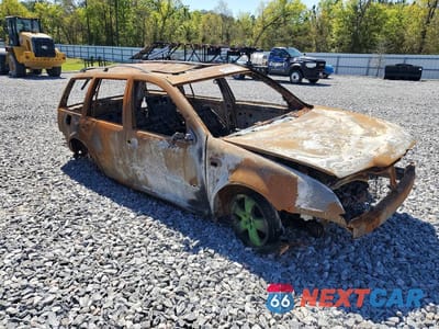 Czwarte zdjęcie samochodu z boku: 2003 VOLKSWAGEN JETTA GLS TDI VIN:WVWSP61J13W613048 - miniatura