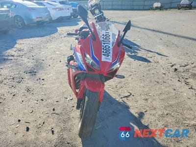 Drugie zdjęcie samochodu z przodu: 2026 HONDA CBR650 R VIN:MLHRH1554T5200000 - miniatura