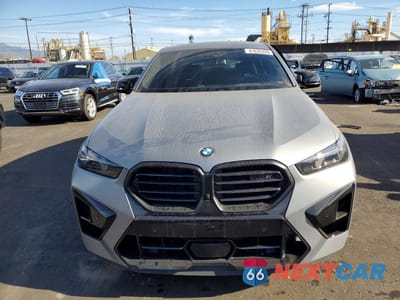 Piąte zdjęcie samochodu w środku: 2024 BMW X6 M COMPETITION VIN:5YM23ET03R9V40239 - miniatura