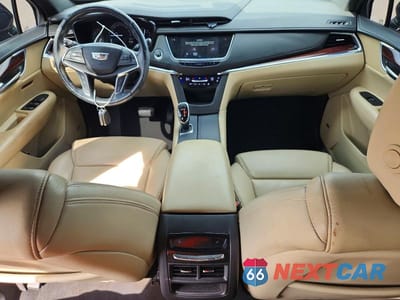 Zdjęcie 8 z 13 samochodu: 2018 CADILLAC XT5 PREMIUM LUXURY VIN:1GYKNERS3JZ222857 - miniatura