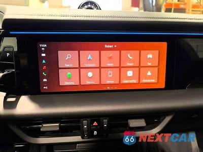 Zdjęcie 12 z 15 samochodu: 2025 PORSCHE MACAN TURBO VIN:WP1AC2XA5SL175556 - miniatura