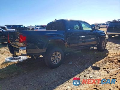 Trzecie zdjęcie samochodu z tyłu: 2018 TOYOTA TACOMA SR5 V6 VIN:3TMCZ5AN0JM180802 - miniatura