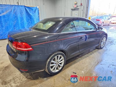 Trzecie zdjęcie samochodu z tyłu: 2015 VOLKSWAGEN EOS KOMFORT VIN:WVWBW8AH0FV005530 - miniatura