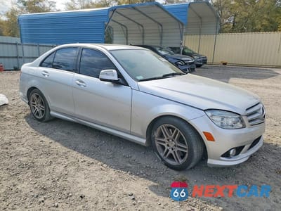 Czwarte zdjęcie samochodu z boku: 2008 MERCEDES-BENZ C 350 VIN:WDDGF56X78F166741 - miniatura