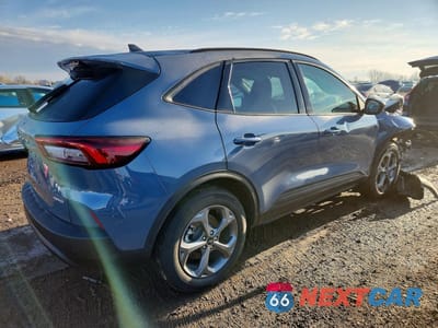 Trzecie zdjęcie samochodu z tyłu: 2025 FORD ESCAPE ST LINE VIN:1FMCU9MN6SUA19297 - miniatura