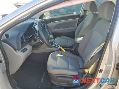 Zdjęcie 7 z 12 samochodu: 2019 HYUNDAI ELANTRA SEL VIN:KMHD84LF3KU887926 - miniatura