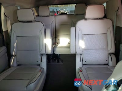 Zdjęcie 10 z 13 samochodu: 2023 GMC YUKON XL DENALI VIN:1GKS1JKL2PR154402 - miniatura