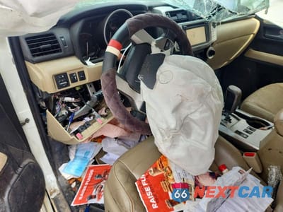 Zdjęcie 8 z 12 samochodu: 2010 TOYOTA 4RUNNER SR5 VIN:JTEZU5JR6A5003877 - miniatura