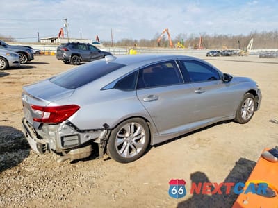 Trzecie zdjęcie samochodu z tyłu: 2019 HONDA ACCORD LX VIN:1HGCV1F14KA043436 - miniatura