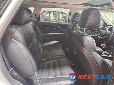 Zdjęcie 11 z 13 samochodu: 2016 KIA SORENTO SX V6 VIN:5XYPKDA50GG016701 - miniatura