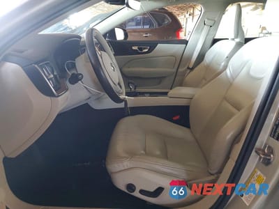 Zdjęcie 7 z 12 samochodu: 2021 VOLVO S60 T5 R-DESIGN VIN:7JR102FZ0MG123026 - miniatura