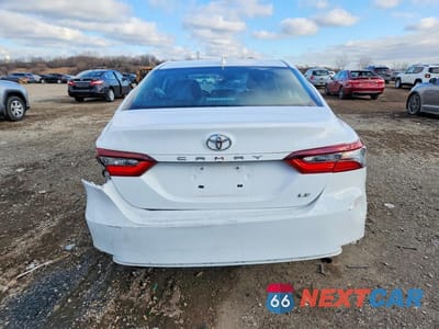 Zdjęcie 6 z 12 samochodu: 2022 TOYOTA CAMRY LE VIN:4T1C11AK7NU678160 - miniatura