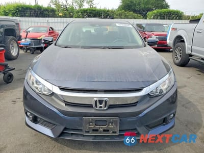 Piąte zdjęcie samochodu w środku: 2018 HONDA CIVIC EX VIN:JHMFC1F81JX036355 - miniatura