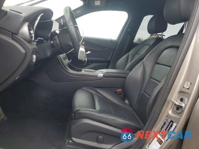 Zdjęcie 7 z 12 samochodu: 2022 MERCEDES-BENZ GLC 300 4MATIC VIN:W1N0G8EB3NV366204 - miniatura