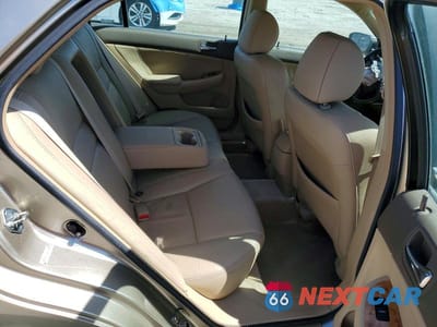 Zdjęcie 10 z 12 samochodu: 2003 HONDA ACCORD EX VIN:1HGCM66523A008284 - miniatura