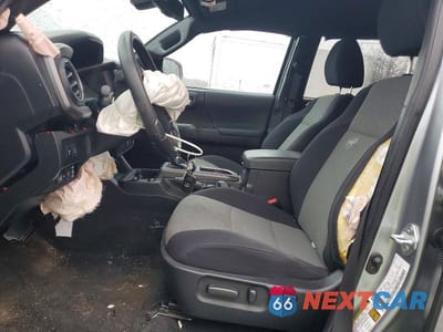 Zdjęcie 7 z 11 samochodu: 2023 TOYOTA TACOMA TRD SPORT VIN:3TMCZ5AN3PM579213 - miniatura