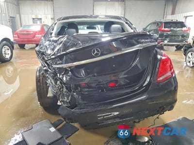 Zdjęcie 6 z 12 samochodu: 2018 MERCEDES-BENZ C 300 4MATIC VIN:55SWF4KB0JU245476 - miniatura