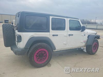 Trzecie zdjęcie samochodu z tyłu: 2020 JEEP WRANGLER UNLIMITED SPORT VIN:1C4HJXDG4LW340091 - miniatura