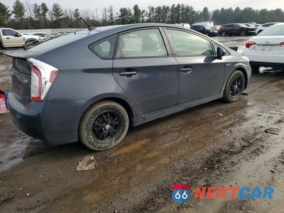 Trzecie zdjęcie samochodu z tyłu: 2013 TOYOTA PRIUS FOUR VIN:JTDKN3DU3D1658775 - miniatura