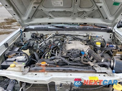 Zdjęcie 11 z 11 samochodu: 2001 NISSAN FRONTIER XE VIN:1N6ED27Y31C309315 - miniatura