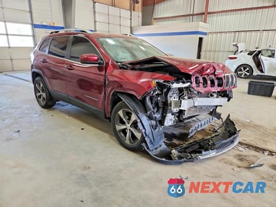 Czwarte zdjęcie samochodu z boku: 2019 JEEP CHEROKEE LIMITED VIN:1C4PJMDX4KD137383 - miniatura
