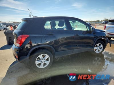 Trzecie zdjęcie samochodu z tyłu: 2018 CHEVROLET TRAX LS VIN:3GNCJNSB1JL307145 - miniatura