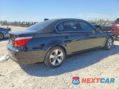 Trzecie zdjęcie samochodu z tyłu: 2008 BMW 528 I VIN:WBANU53528CT04078 - miniatura