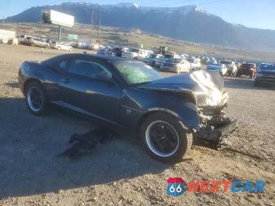 Czwarte zdjęcie samochodu z boku: 2013 CHEVROLET CAMARO LS VIN:2G1FA1E38D9124294 - miniatura