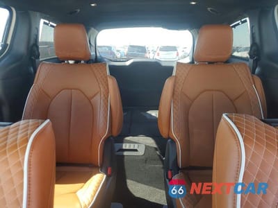Zdjęcie 10 z 13 samochodu: 2025 CHRYSLER PACIFICA HYBRID PINNACLE VIN:2C4RC1N75SR505454 - miniatura